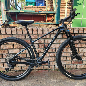 2022 자이언트 XTC 어드밴스 1 S 사이즈 MTB 산악 자전거 팝니다. 이미지