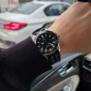 오메가 씨마스터300 쿼츠 41mm 2264.50 피터블레이크 이미지