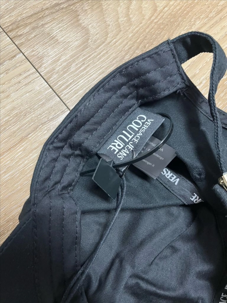 (새상품) 베르사체 진스 꾸뛰르 볼캡 이미지