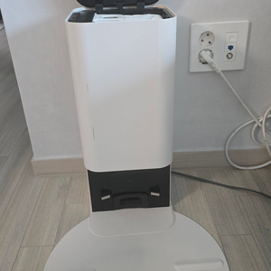 LG R5 로봇청소기 A급 판매합니다. 이미지