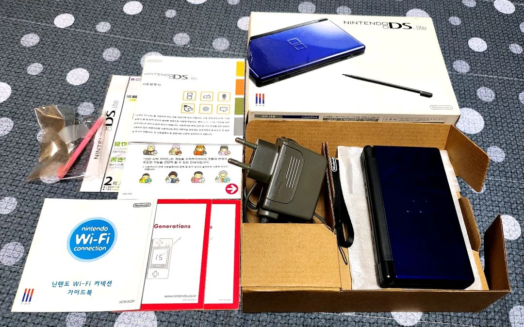 닌텐도 DS 라이트 USG-001 (한국정발) 박스셋 미사용 / 판매 이미지