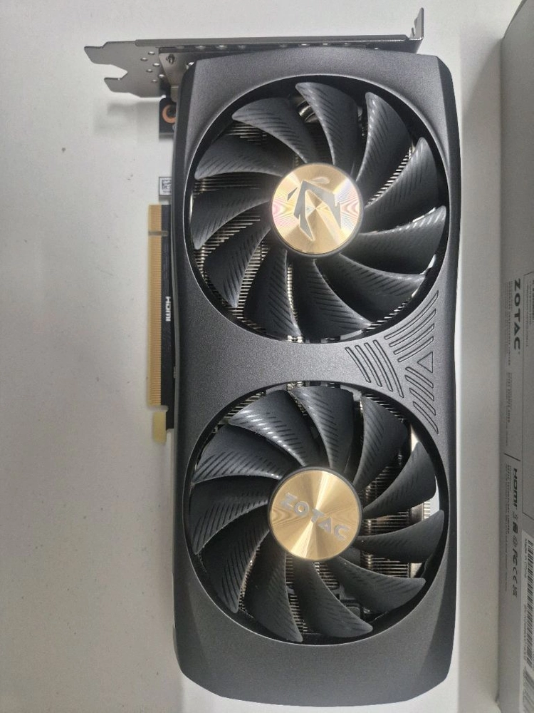 ZOTAC GAMING 지포스 RTX 4070 SUPER TWIN Edge OC D6X 12GB 이미지