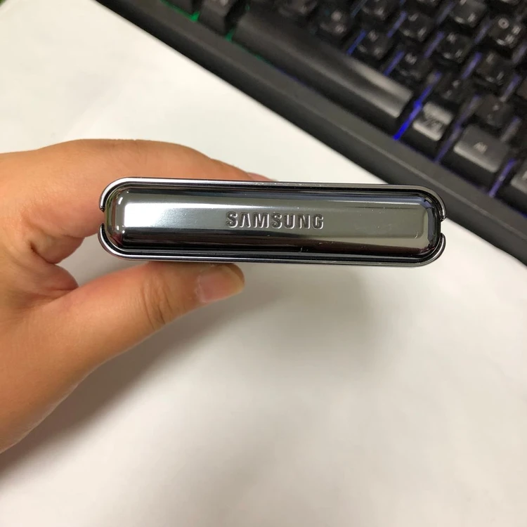 기능정상) 갤럭시 Z플립2 5G 256GB 그레이 U+ 무잔상 중고폰 215224 이미지