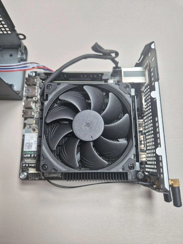 asrock deskmini x300 대원cts 이미지