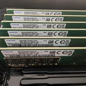 삼성램 DDR4 32g 32gb 3200 2666 pc용 램 팝니다. 이미지