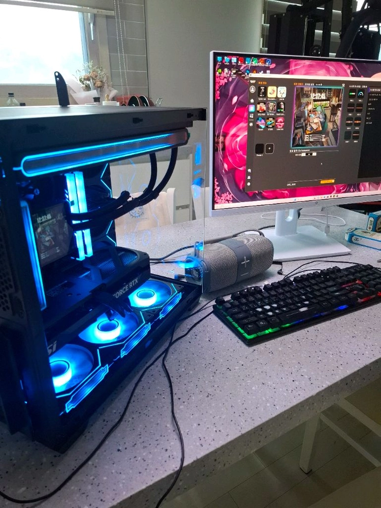 9800x3d , 32g , ssd2tb, 5080 게이밍 컴퓨터 - 안심되는 중고거래