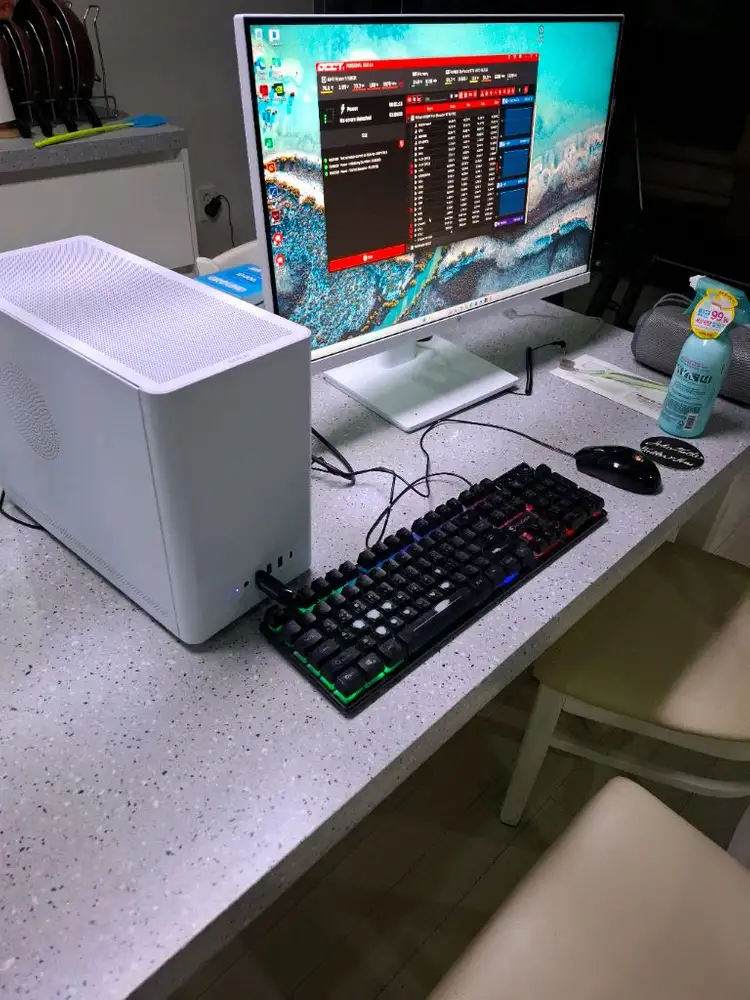 7800x3d, ssd 1tb, 32g , 9070xt 이미지