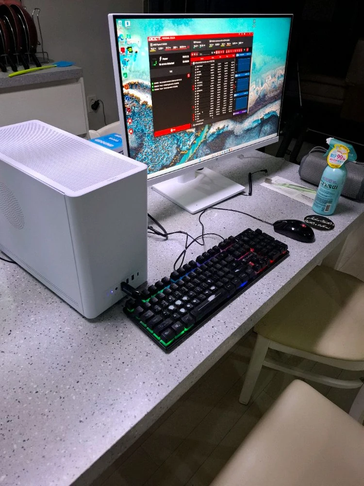 7800x3d, ssd 1tb, 32g , 9070xt 이미지