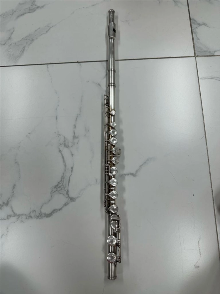야마하 일본산 플루트 F100SII 연습용 악기 판매합니다 상품 정보 • 브랜드/모델명: 야마하 (YAMAHA) 이미지