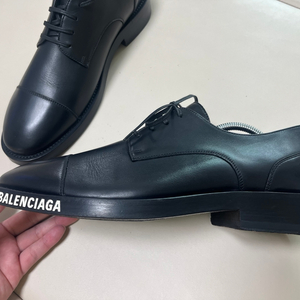 발렌시아가 BALENCIAGA 로고레터링 블랙 더비 슈즈 270사이즈 이미지
