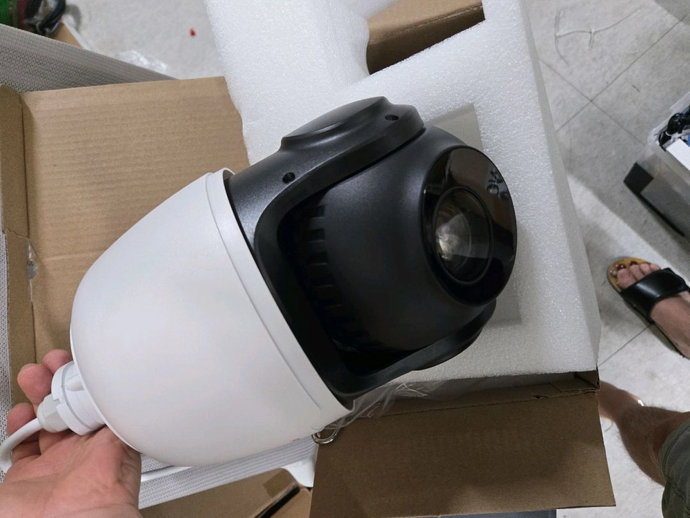 UHDPRO PTZ 카메라 판매해요UHD-IC704PTA8X25박스는 다있고 구성품은 없는것도있습니다1회 야외에서 이미지