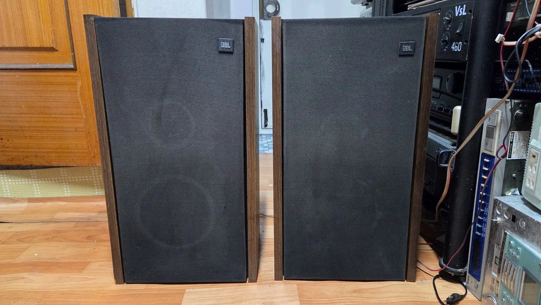 JBL 스피커 Model J320 세트 판매합니다 이미지