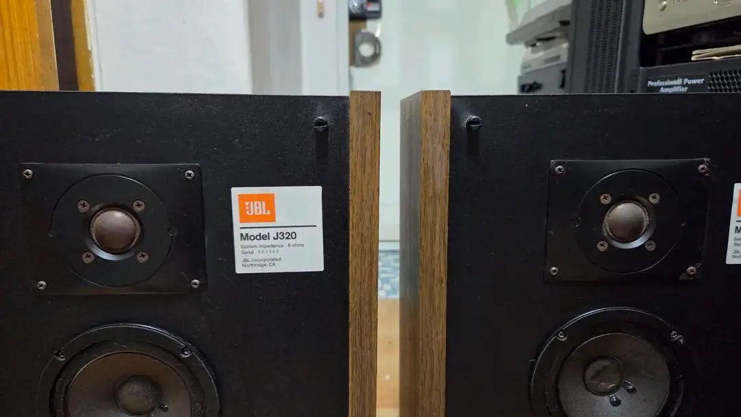 JBL 스피커 Model J320 세트 판매합니다 이미지