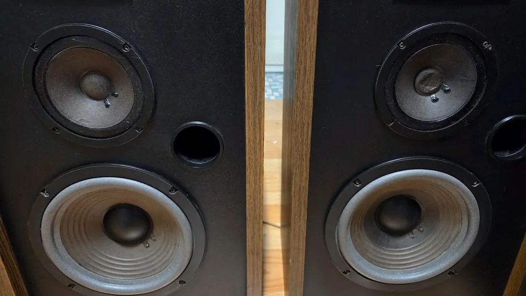 JBL 스피커 Model J320 세트 판매합니다 이미지