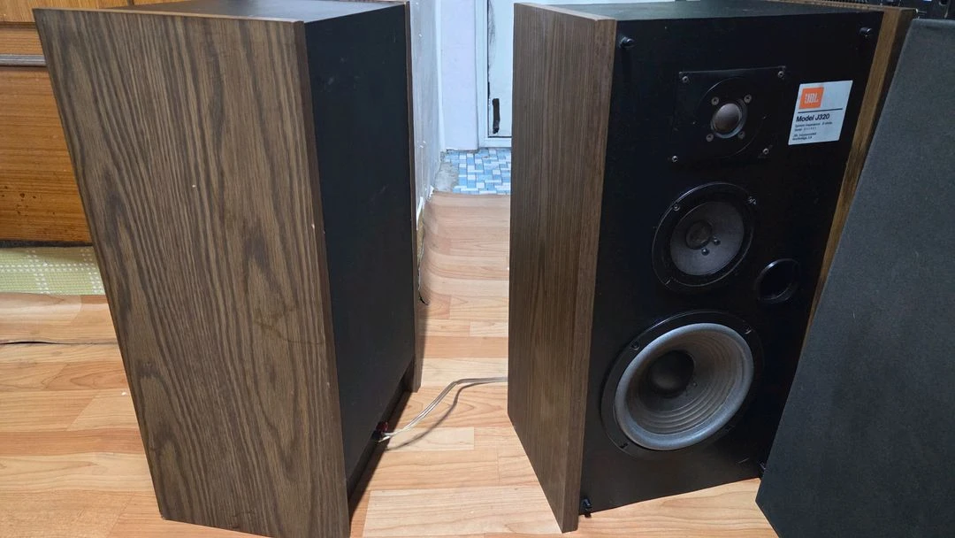 JBL 스피커 Model J320 세트 판매합니다 이미지