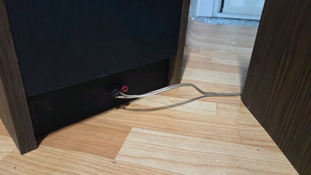 JBL 스피커 Model J320 세트 판매합니다 이미지