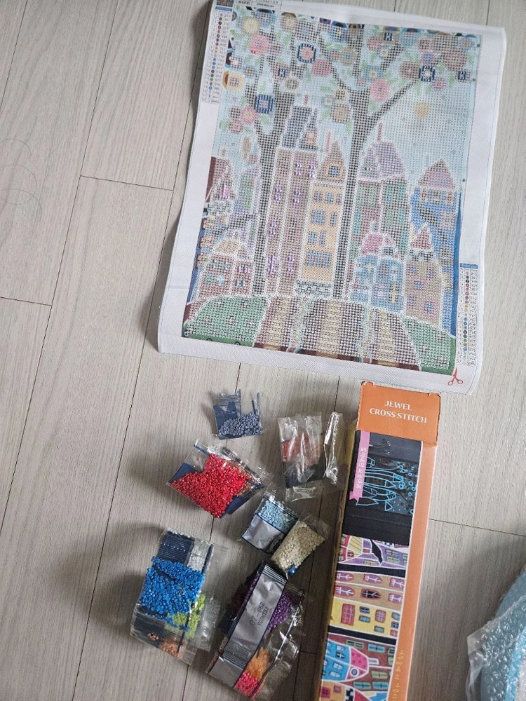 보석 십자수 DIY 겨울왕국 벽시계 야광 보석 십자수 2종 이미지