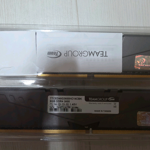 DDR4 16GB 메모리 이미지