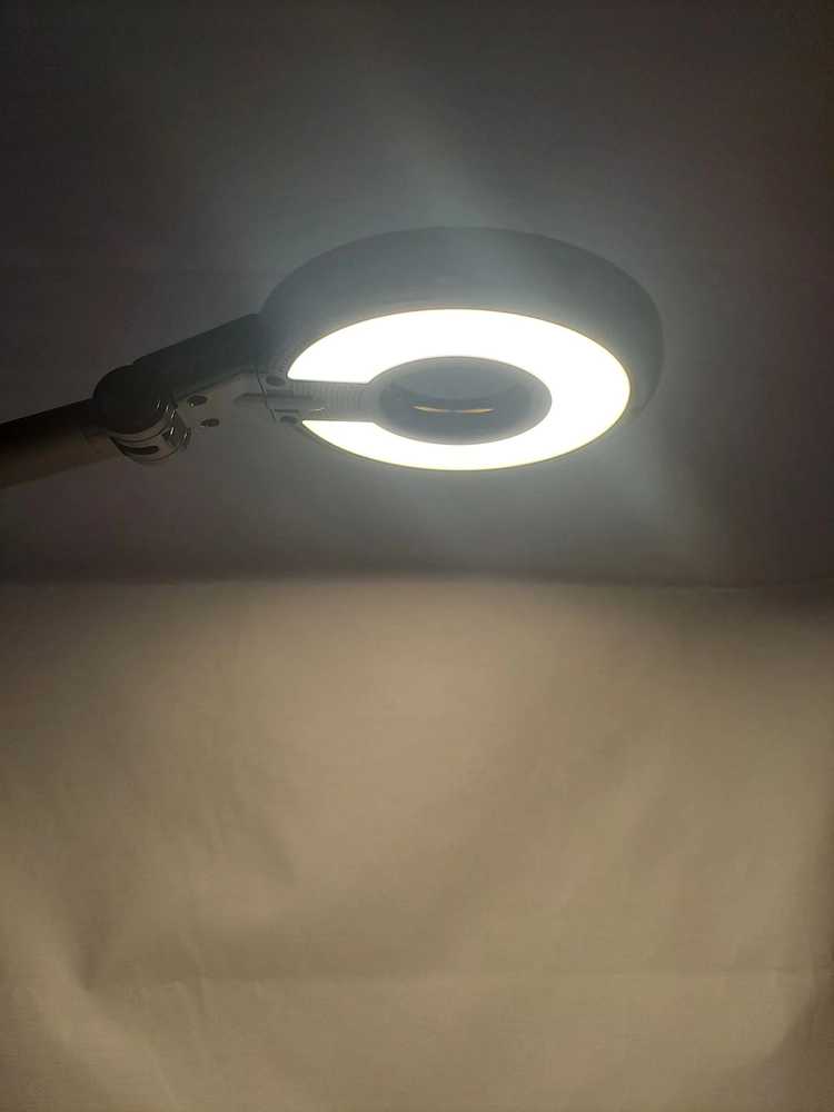 3M LED AIR X 시력보호 LED 스탠드 이미지