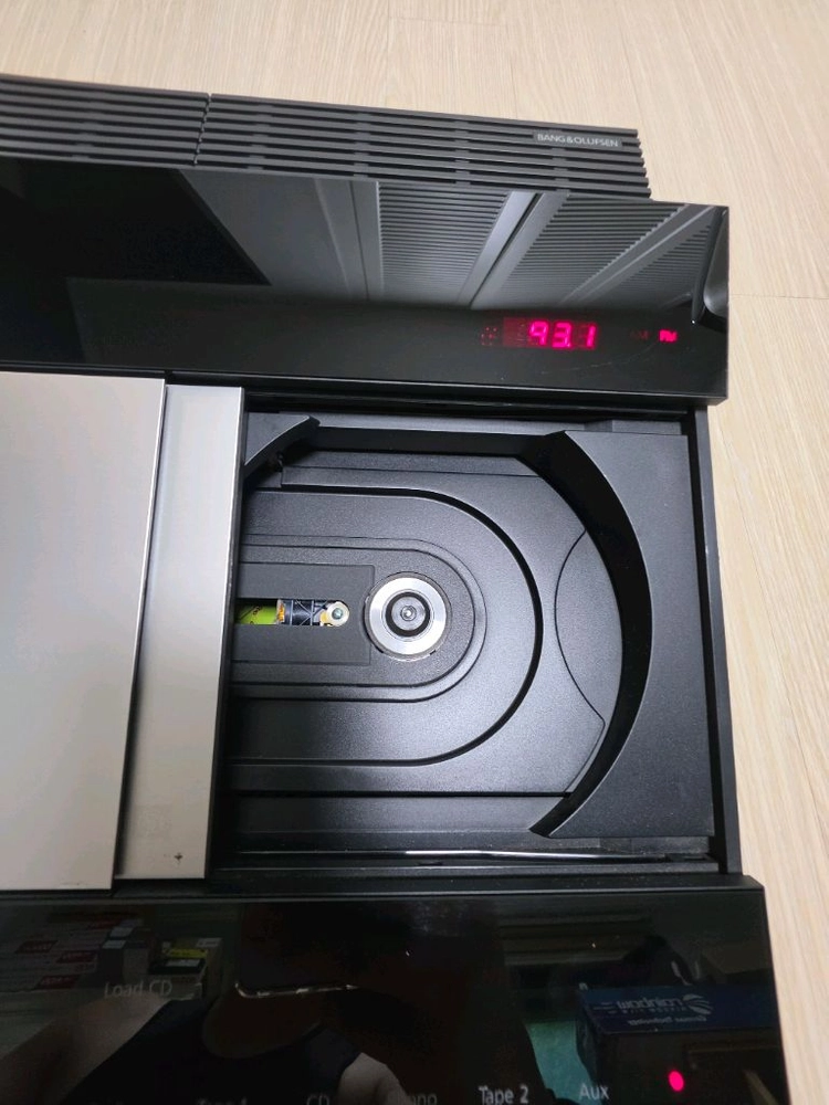 뱅앤올룹슨 9300&4000스피커 이미지
