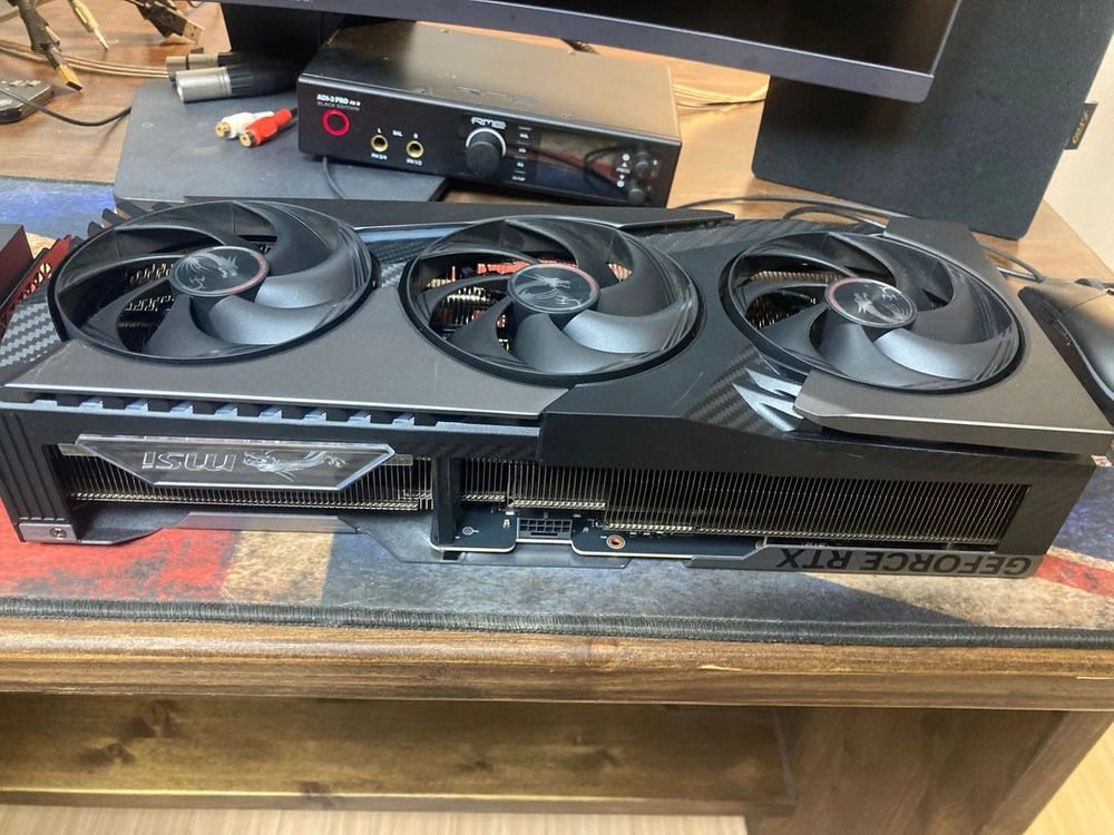 GeForce RTX 3090ti 24GB Battle Axe 이미지
