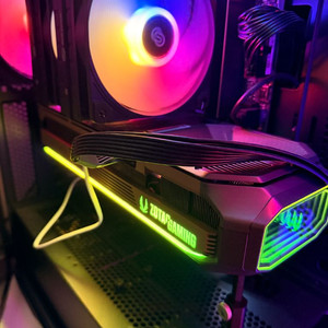 RTX 5070 Ti 조텍 amp 그래픽카드 이미지