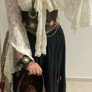 졸업사진 카우걸, 해적 컨셉 의상 대여합니당 이미지