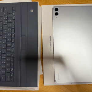 갤럭시탭 S11 울트라 5G 256 실버 + 정품AI키보드 이미지