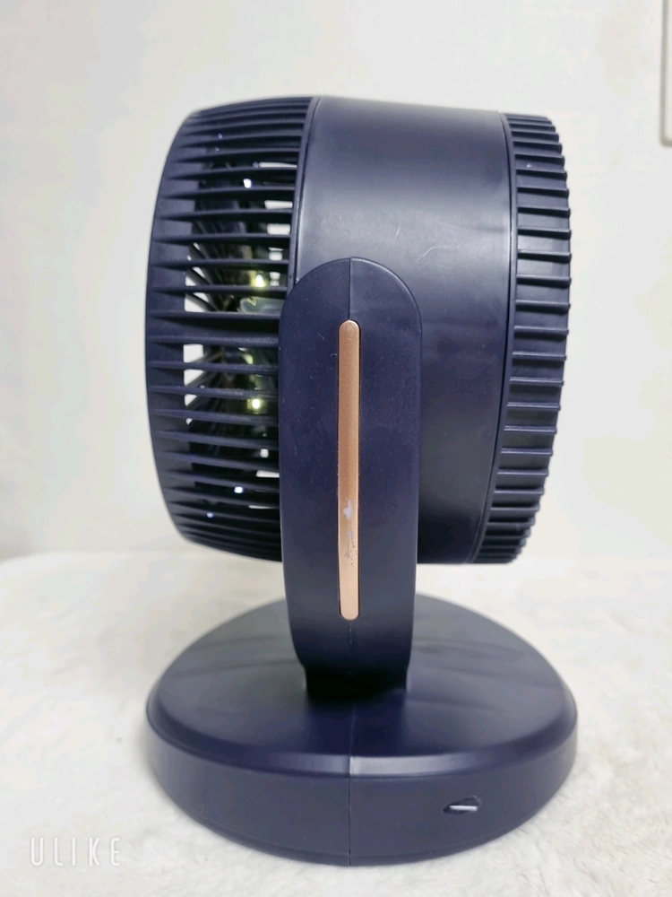 LED 탁상용 선풍기 충전식 이미지