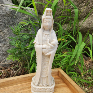 관음보살상 조각품.송자관음 이미지