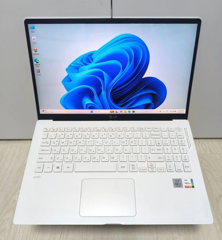 LG 그램 15인치 노트북 i7 10세대 16램 512SSD 배터리상태 좋음 이미지
