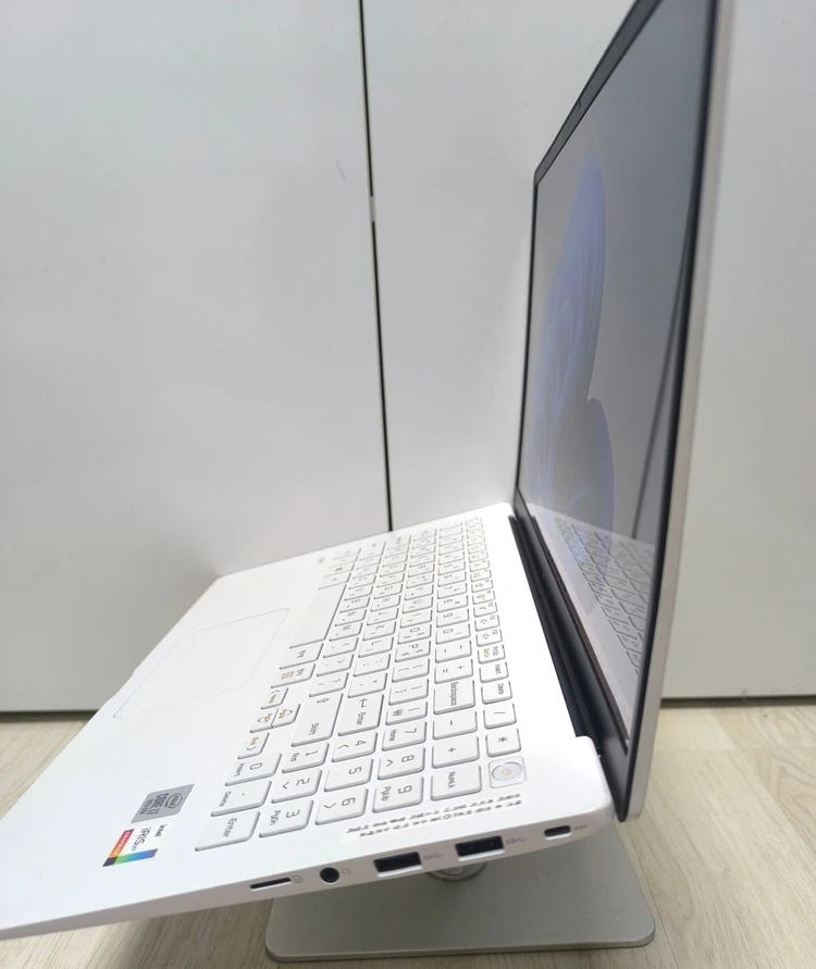 LG 그램 15인치 노트북 i7 10세대 16램 512SSD 배터리상태 좋음 이미지