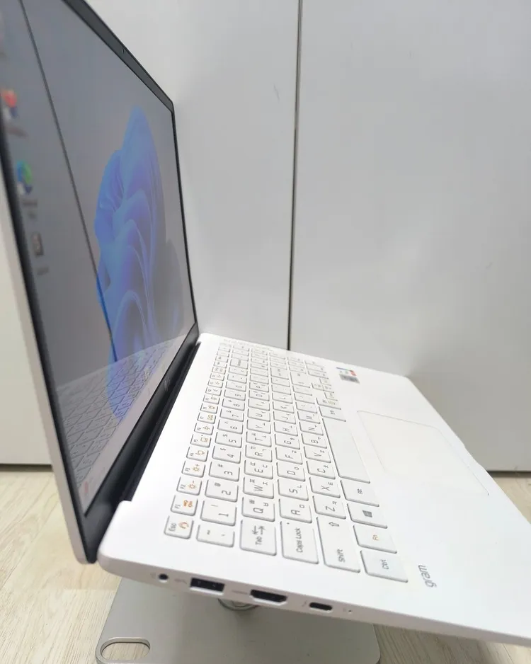 LG 그램 15인치 노트북 i7 10세대 16램 512SSD 배터리상태 좋음 이미지