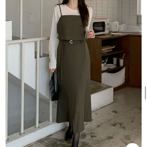 리리앤코 이네티브 뷔스티에 머메이드 롱스커트 투피스 세트 하객룩 에이블리 이미지