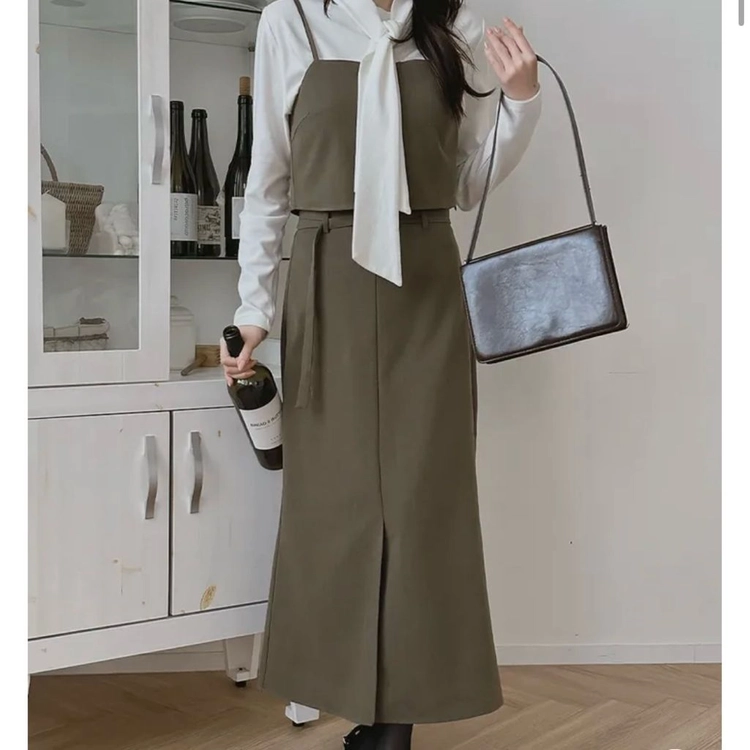 리리앤코 이네티브 뷔스티에 머메이드 롱스커트 투피스 세트 하객룩 에이블리 이미지