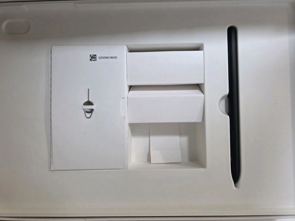 안드로이드 태블릿 5G 128GB WiFi 이미지