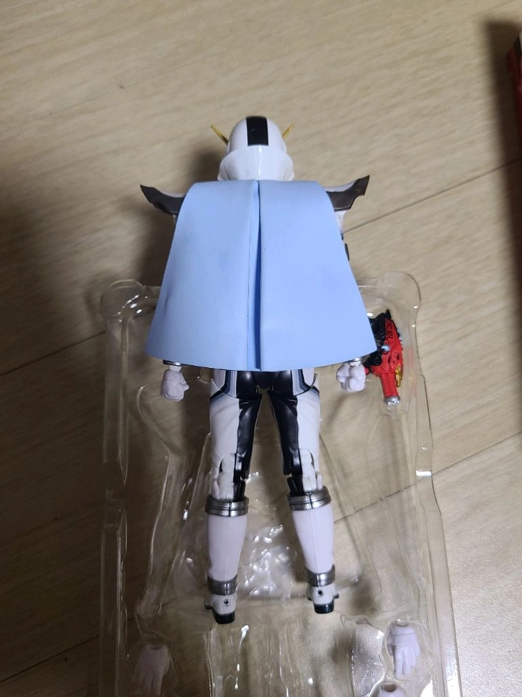 슈퍼전대 shf 돈모모타로, 젠카이저 블랙 일괄 판매합니다 이미지