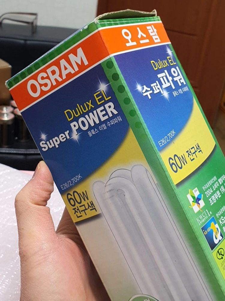 오슬람 전구 디럭스 EL 수퍼파워 60W 전구색 이미지