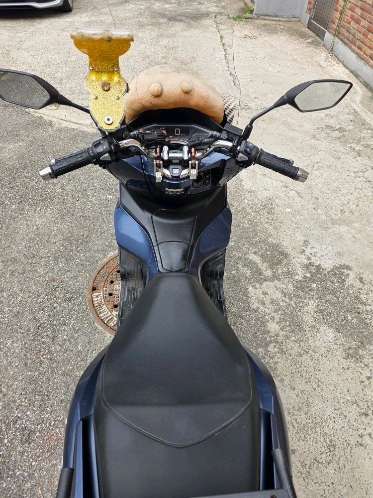 22년 pcx 11만125cc 스쿠터 이미지
