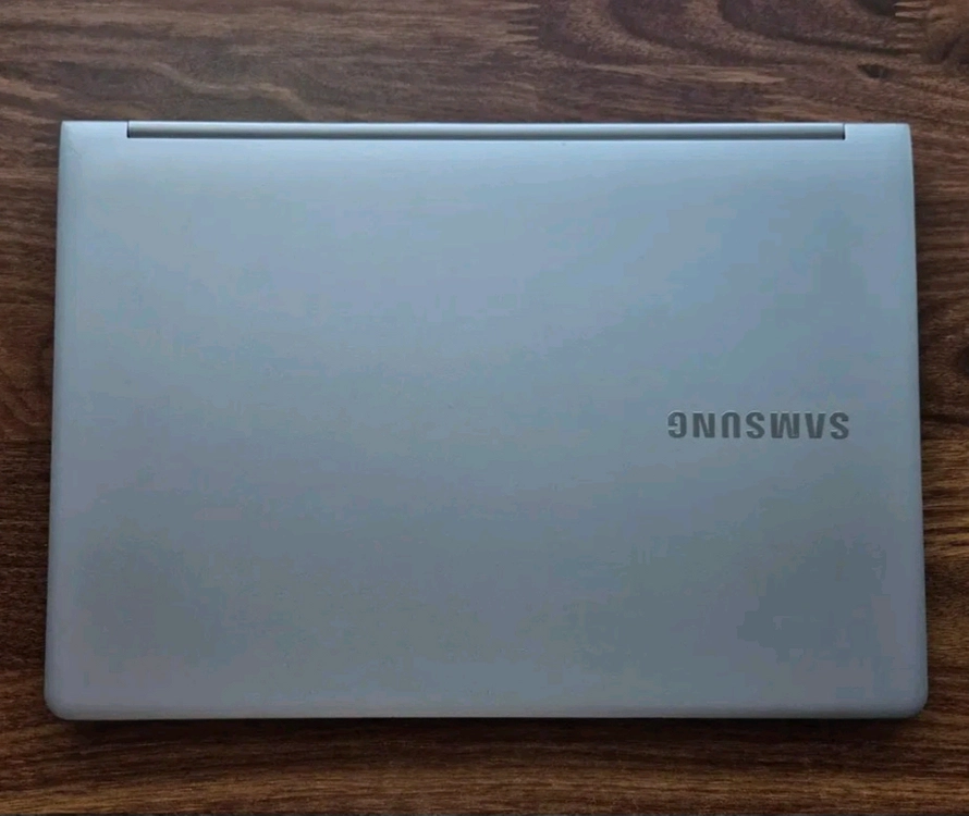 삼성 노트북9 메탈 840g 경량 노트북 - 안심되는 중고거래