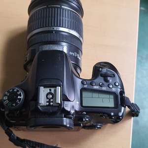 캐논 DSLR 70D 18-55mm F2.8 축복렌즈 이미지