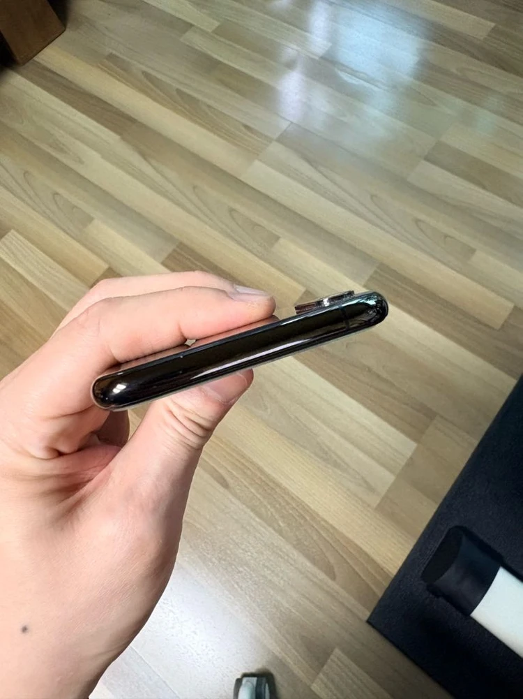 아이폰 XS 64GB 스페이스그레이 이미지