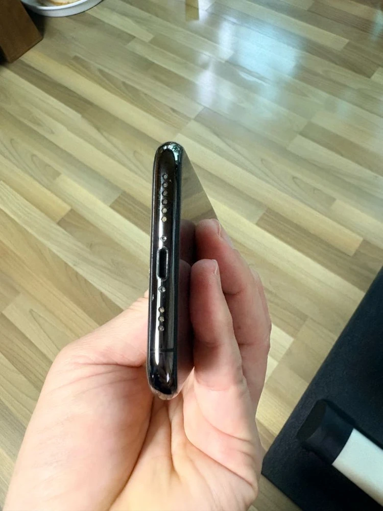 아이폰 XS 64GB 스페이스그레이 이미지