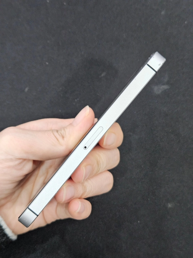 아이폰SE1 32GB 이미지