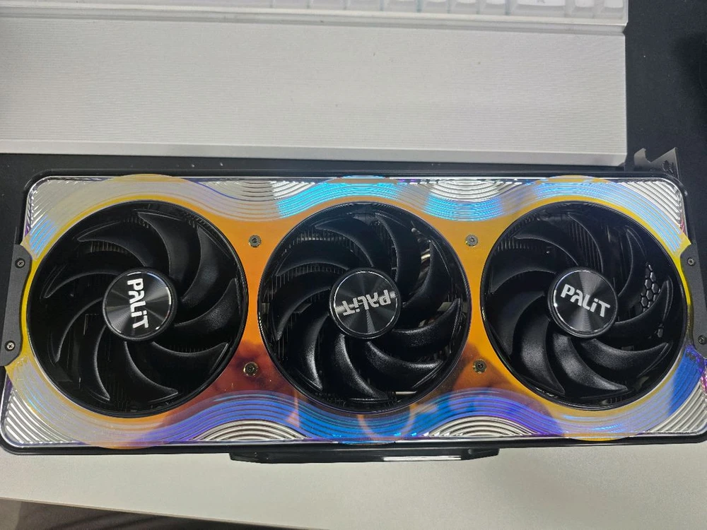 지포스 5080 게임락 16gb 팝니다 - 안심되는 중고거래