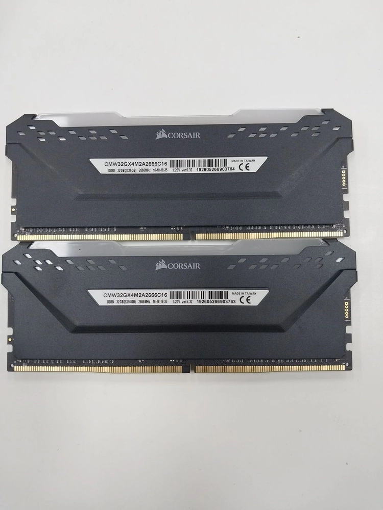 16G x 2 CORSAIR DDR4-2666 CL16 VENGEANCE RGB PRO BLACK - 안심되는 중고거래