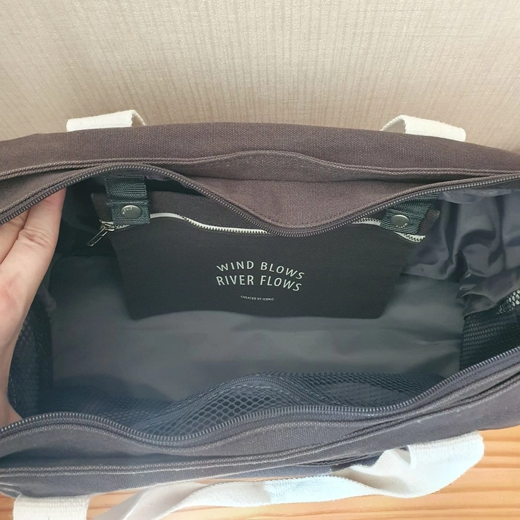 아이코닉 레이어백 보스턴백 여행가방 / 차콜 이미지