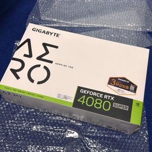 기가바이트 RTX 4080 super aero oc 이미지