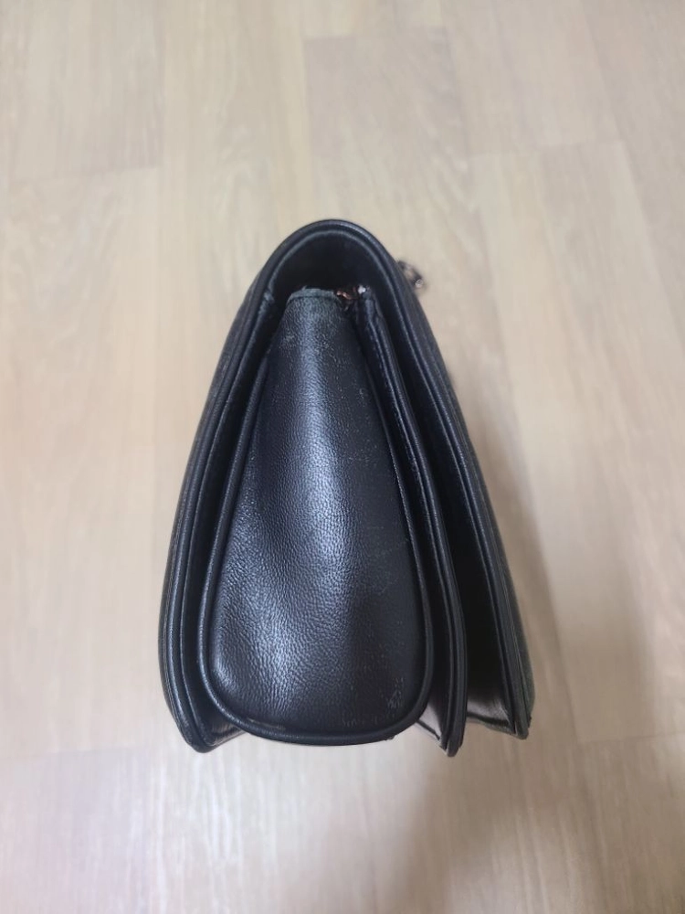 쿠론 가방 핸드백 토트백 크로스백 숄더백 이미지