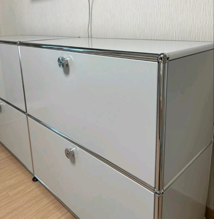 usm haller 2x2 수납장 라이트그레이 이미지
